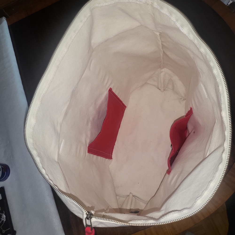 VTG Hudson's Bay Company Weekender Bag. - Picture 8 of 10